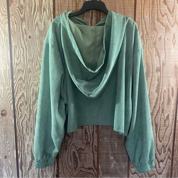 Pretty Little Thing Cropped Ribbed Hoodie 🐲🎋🐉 - Picture 3 of 3